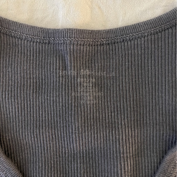 BRANDY MELVILLE Josephine Long Sleeve Top - Picture 2 of 2